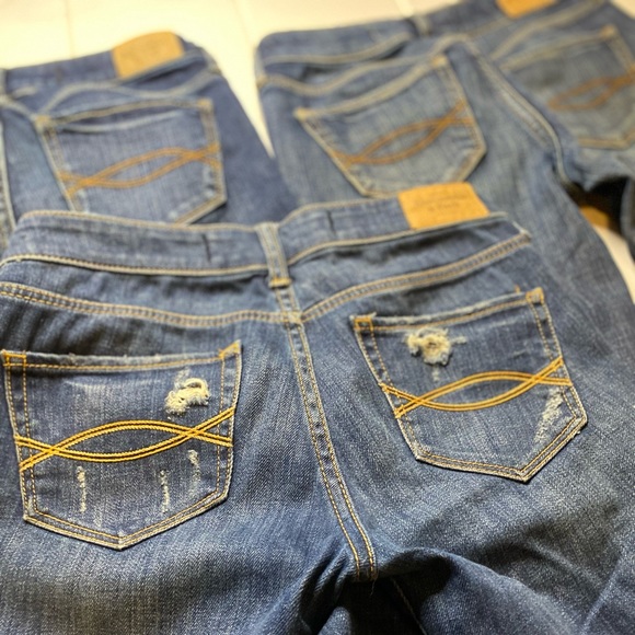 Abercrombie & Fitch, Woman’s Skinny Jeans, 00S, bundle of 3, Distressed - Picture 7 of 16